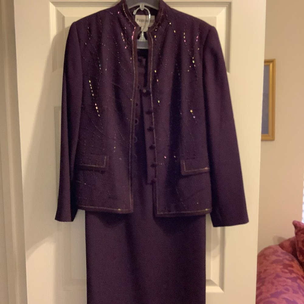Skit & Jacket Suite